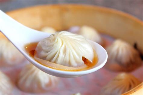  Zhengjiang Xiao Long Bao: Sind Sie bereit für eine Explosion von Umami-Geschmack im Mund?